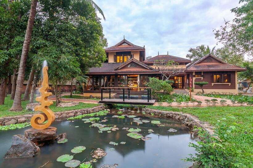 Satcha: Workshop Tour Guide incl. Free Soft Drink - The Itinerary and Key Highlights