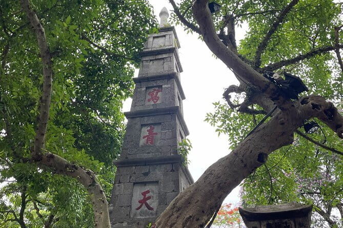 Self-Guided Walking Tour of Hanois Hoàn Kim Lake - Practical Details & Traveler Insights