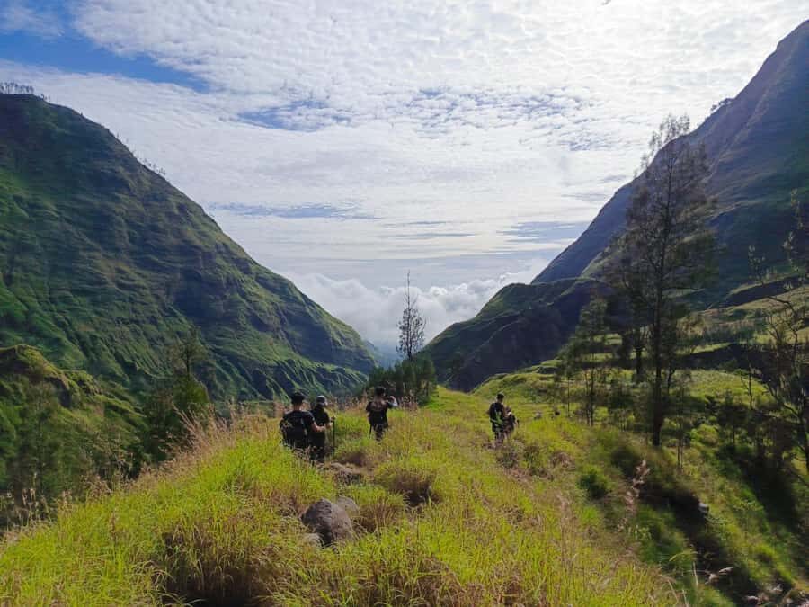 Sembalun,Torean Or Senaru : 3D/2N Mount Rinjani Summit Trek - Who Will Love This Tour?