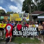 Semenggoh Orangutan and Annah Rais Longhouse - Scenic Drive to Annah Rais Longhouse