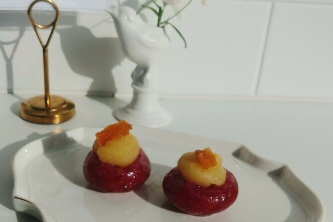 Seochon Hanok Village With Tong-In Market Food Tour - What Reviewers Say