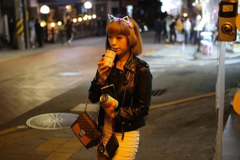 Seoul: LGBTQ+ Pub Crawl and Drag Show with Local Drag Queen - Practical Details: What You Need to Know