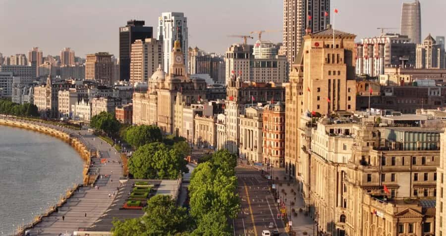 Shanghai: A Journey Through a Modern Metropolis - The Practical Side: What to Expect