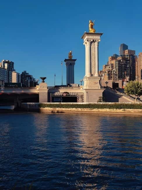 Shanghai: Private Walking Tour of Suzhou Creek & North Bund - An In-Depth Look at the Itinerary