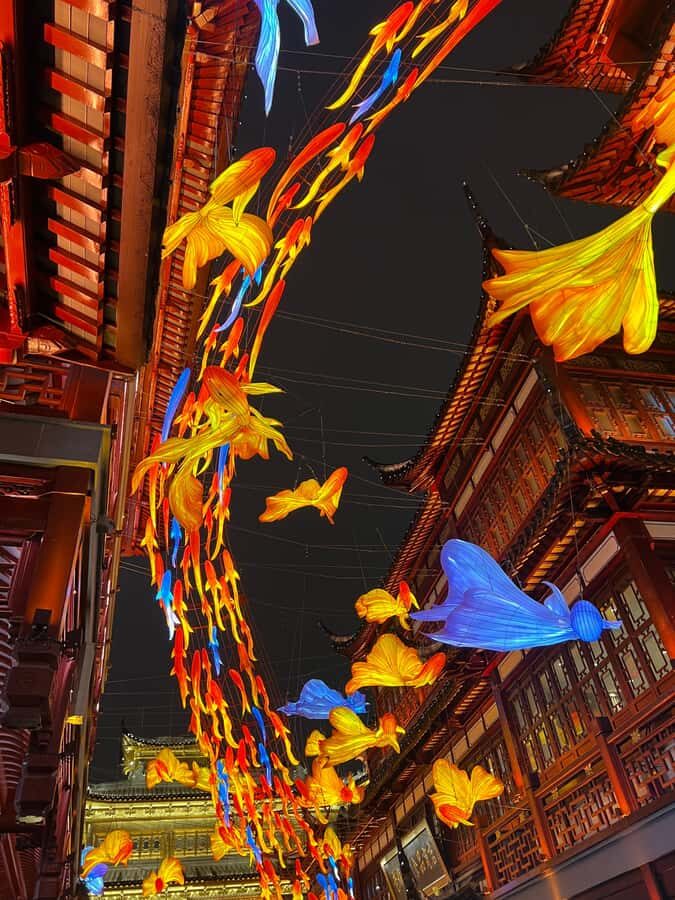 Shanghai: Private walking tour of the old town - The Itinerary Breakdown