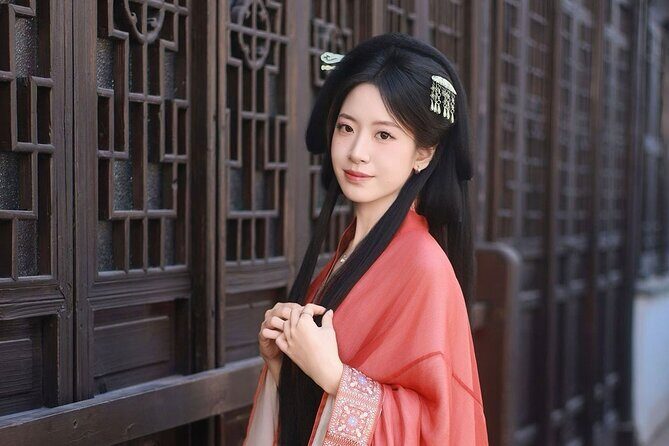 Shanghai: Zhujiajiao Water Town tour with Hanfu Photos - A Deep Dive into the Itinerary