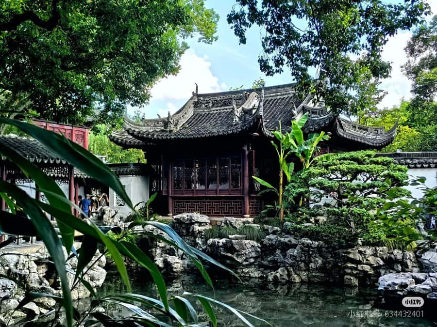 Shanghai: Zhujiajiao, Yu Garden, & Bund Day Tour - The Experience: Practical Details and Tips