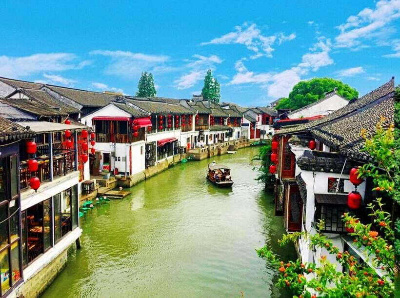Shanghai: Zoo and Zhujiajiao Water Town Tour with Boat Ride - Transportation, Guides, and Overall Value  