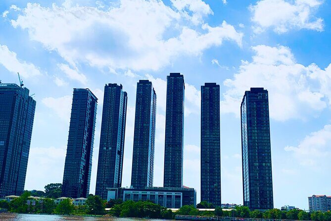 Shared Guided Walking Tour to Saigon City - An In-Depth Look at the Tour Experience