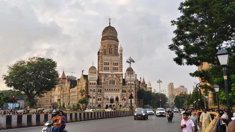 Sharing Tour: Book Mumbai Sightseeing - The Itinerary in Detail