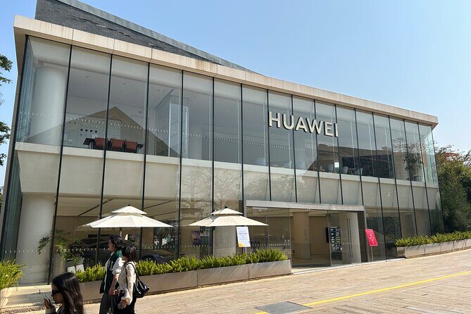 Shenzhen Tech DJI Electronics Market and Lianhua Mountain - Practical Details and Transportation