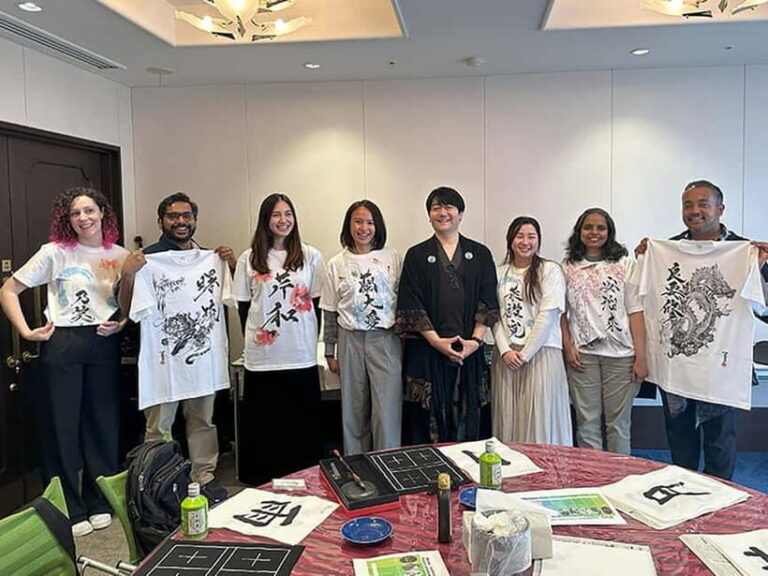 Shonan: Learn Calligraphy from Last Master of Hisseki-jutsu - Breaking Down the Experience