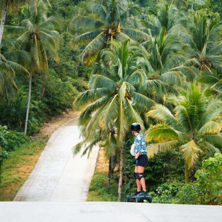 Siargao : Sunset 2 Hours Guided Electric Skate Experience - What Makes This Tour Special?