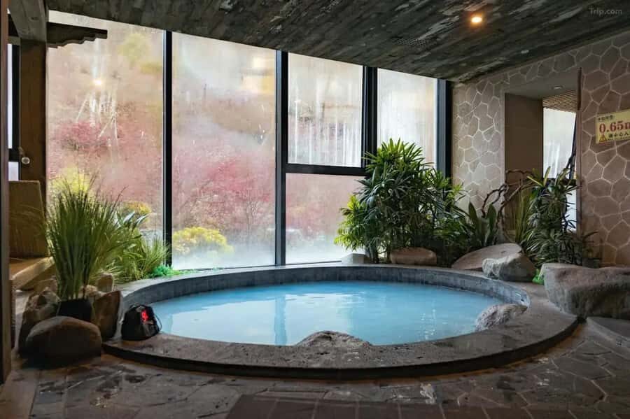 Sichuan: Ramada Guergou Hot Springs Tickets - Who Would Love This Experience?