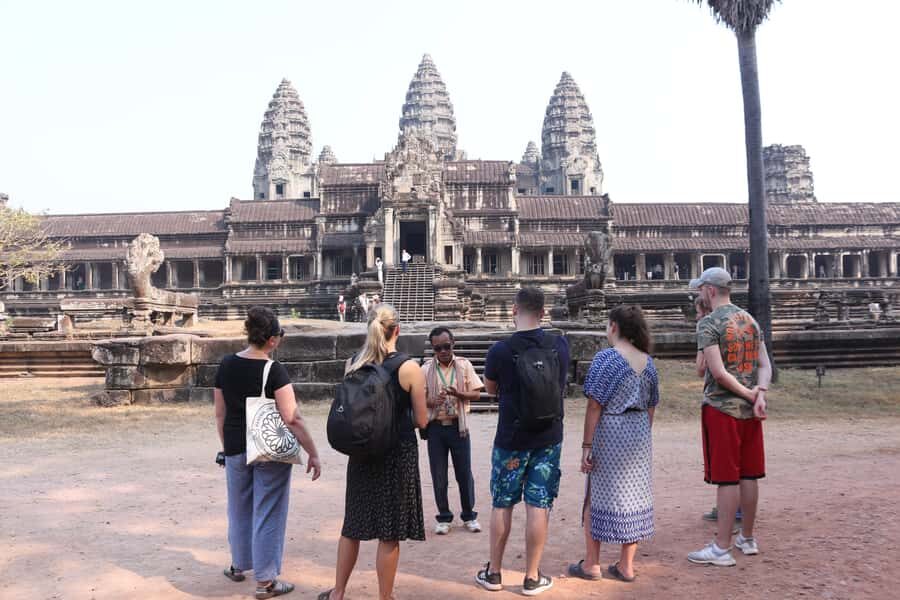 Siem Reap 1 Days Angkor Wat Tour from Sunrise Small Group - The Itinerary Breakdown: What to Expect from Dawn to Dusk