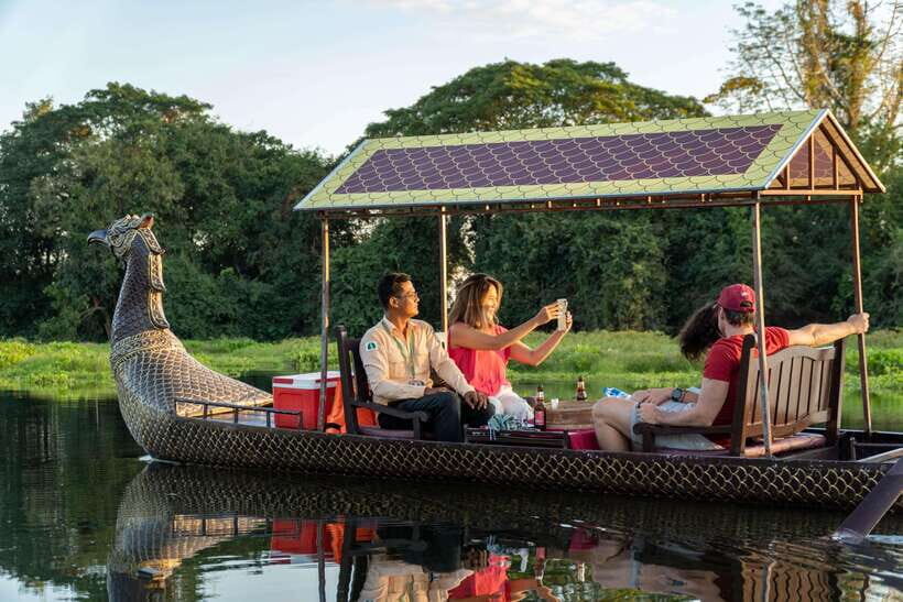 Siem Reap: Angkor Twilight & Boat Vespa Adventure - Why This Tour Offers Great Value