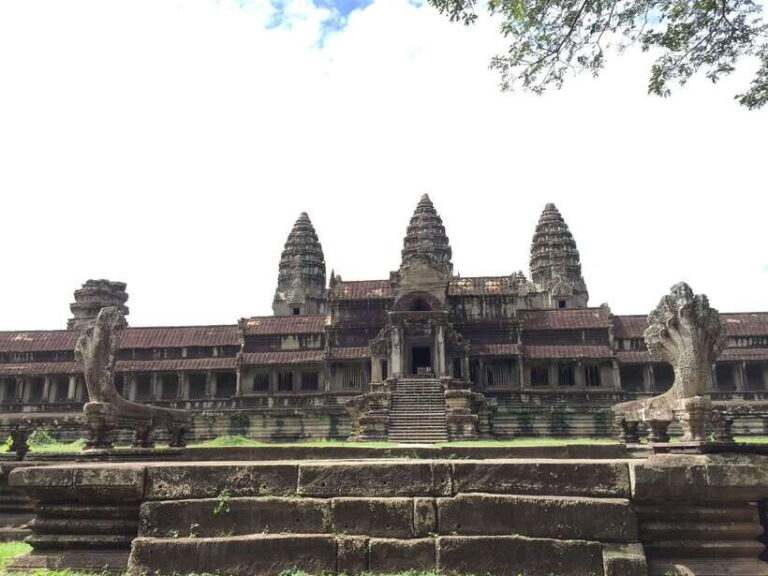 Siem Reap: Angkor Wat Half-Day Trip with Local Guide - An In-Depth Look at the Siem Reap Angkor Wat Half-Day Tour