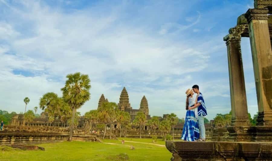 Siem Reap Full Day Angkor Complex Guide Tour - The Experience: What Sets It Apart