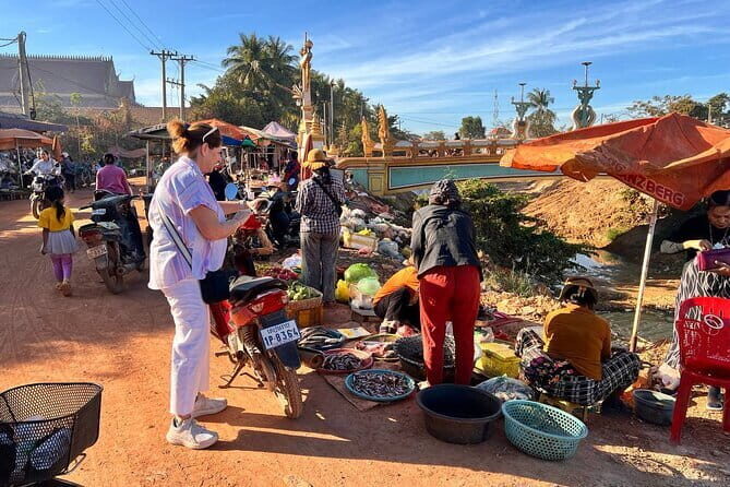 Siem Reap: Morning Bike Tours with Local Market & Lunch - Authentic Insights from Past Travelers