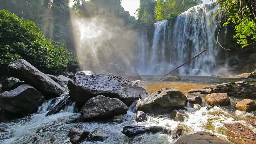 Siem Reap: Private 4-Day Angkor Wat and Phnom Kulen Tour - What Makes This Tour Stand Out?