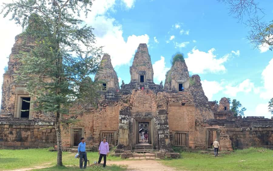 Siem Reap: Roluos Group, Banteay Samre & Pre Rup Tour - Detailed Breakdown of the Itinerary