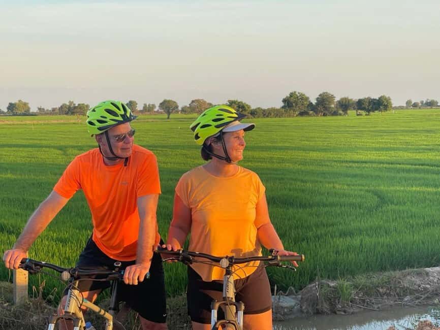 Siem Reap: Sunrise Bike Tour with Monk Blessing & Breakfast - Who Should Consider This Tour?