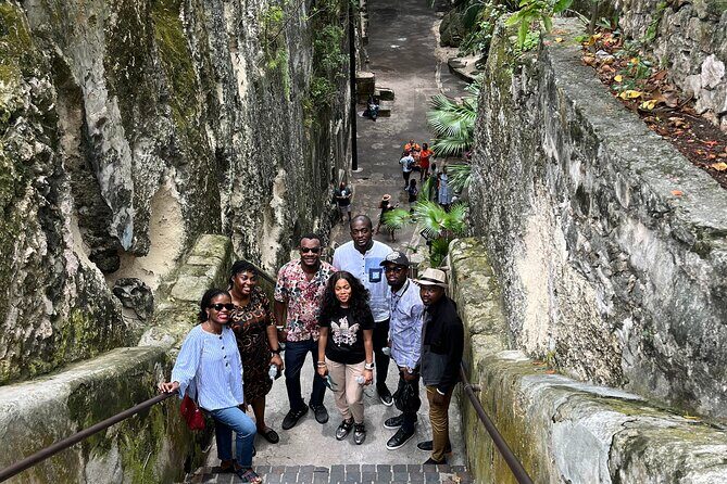 Sightseeing and Historical Adventure through Nassau - In-Depth Look at the Itinerary