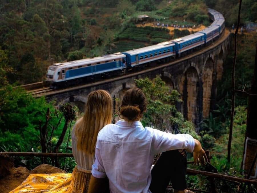 Sigiriya to Ella Scenic Train Transfer with Kandy Sightseein - Who Should Consider This Tour?