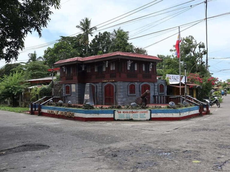 Silay City: Heritage Tour with Lunch and The Ruins - FAQ