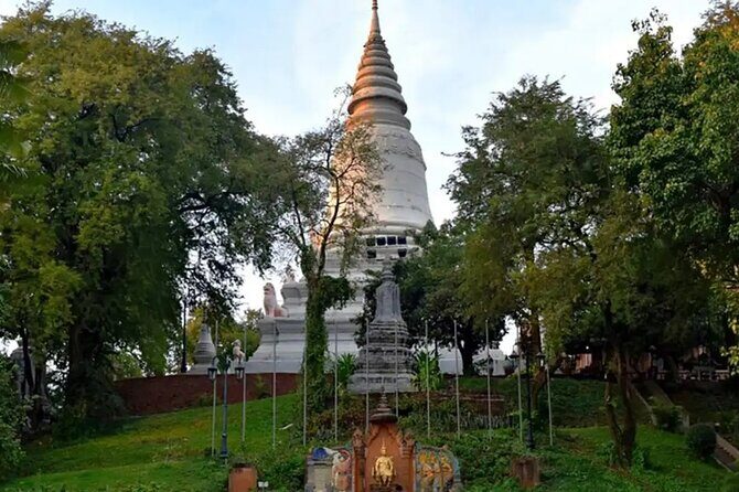 Silver Pagoda Genocide Museum and Killing Fields Phnom Penh Tour - Practical Details & Tips
