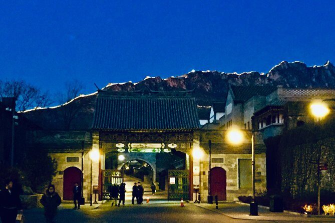 SiMaTai GreatWall in GuBei Water Town Night Trip by Licensed Cab - Why You Should Consider This Tour