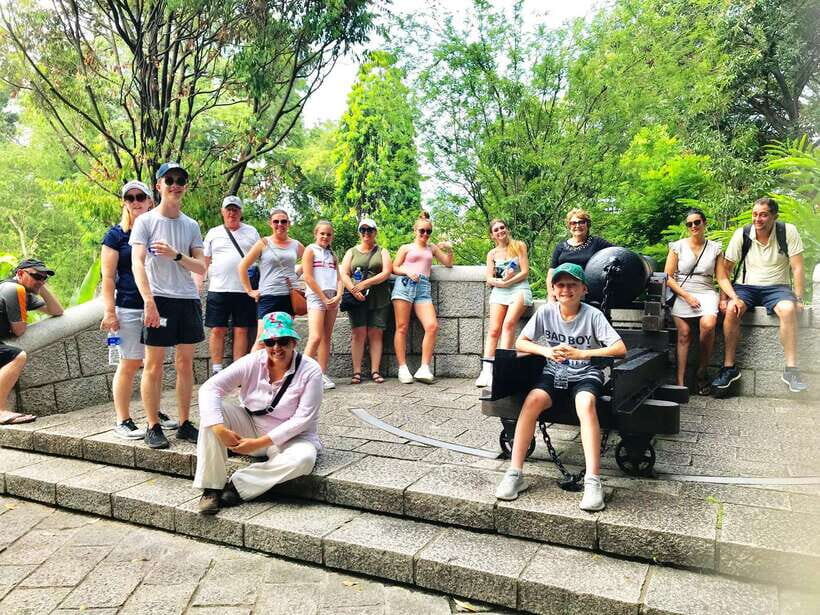 Singapore 2.5-Hour Walking Tour: Graves, Guns & Battles - What’s Included and What to Expect