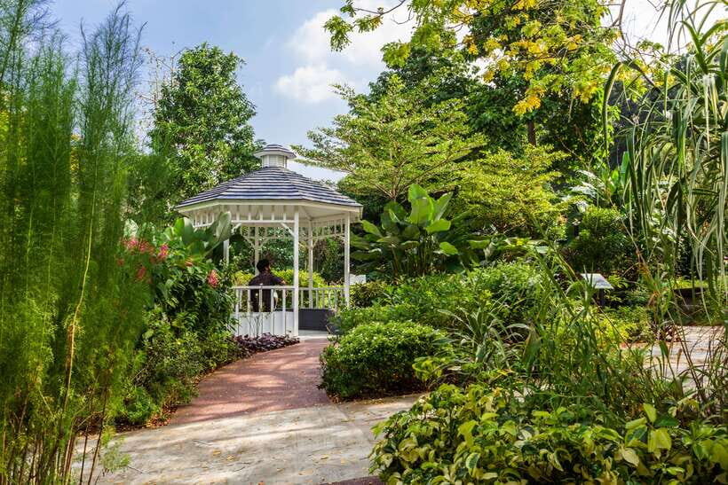 Singapore: Faber Peak Guided Walking Tour with Breakfast - What Makes This Tour Stand Out?