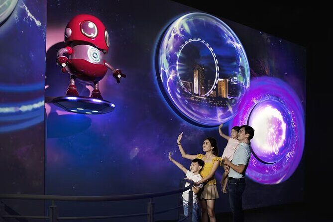 Singapore Flyer Tickets - Panoramic Views of Marina Bay - Who Should Book This Tour?