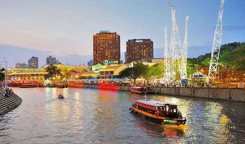 Singapore: Private Nighttime Sightseeing with River Cruise - Why This Tour Offers Great Value