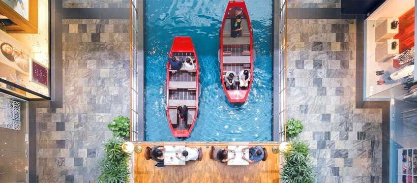 Singapore: Sampan Boat Ride Ticket at the Marina Bay Sands - An In-Depth Look at the Sampan Boat Ride Experience