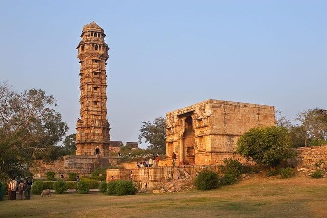 Skip the Line Chittorgarh Fort Tickets with guide - What Makes This Tour Stand Out?