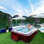 Sonata Cruise: Halong Bay Day Trip with Buffet and Jacuzzi Pool - Exploring Halong Bay: The Itinerary in Detail
