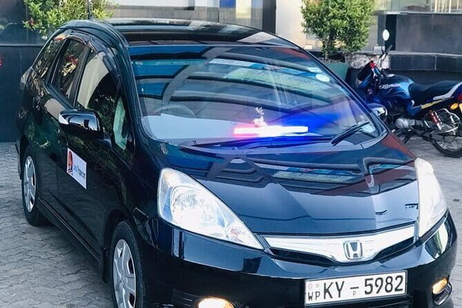 Sri Lanka Round Tour with English Speaking Driver Guide and Car - Why Choose This Tour?