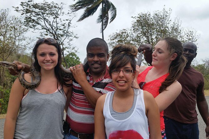 St Lucia Shore Excursion: Land & Sea Tour - Exploring Castries: City Highlights & Historical Landmarks