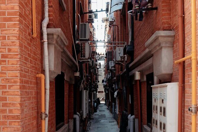 Strolling through Shanghai Former French Concession - The Experience and What to Expect