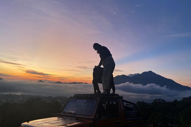 Sunrise + Jeep + Photographer - Exploring the Lava Fields and Craters