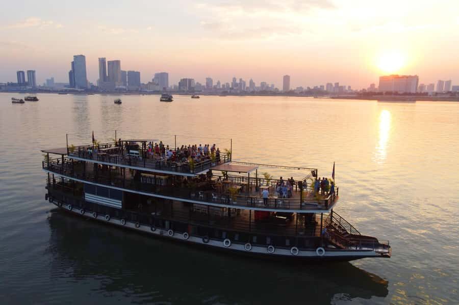 Sunset Cruise with Unlimited Beer & English Speaking Guide - Itinerary Breakdown: What to Expect