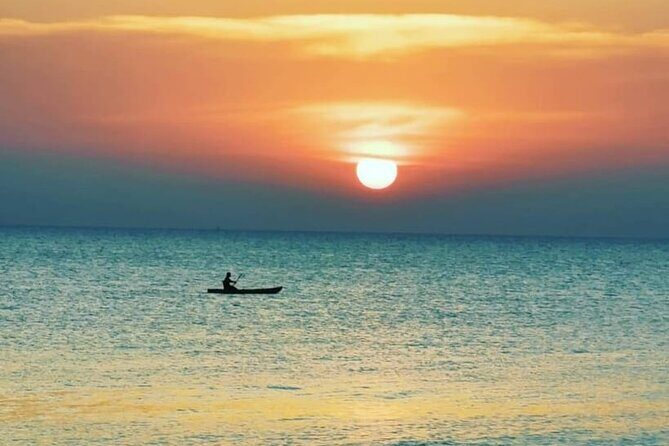 Sunset Moments and Night Squid Catching Journey in Phu Quoc - What Makes This Tour Stand Out?