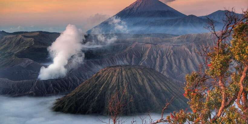 Surabaya: Mount Bromo Sunrise 1-Day Sharing Group Tour - The Itinerary in Detail