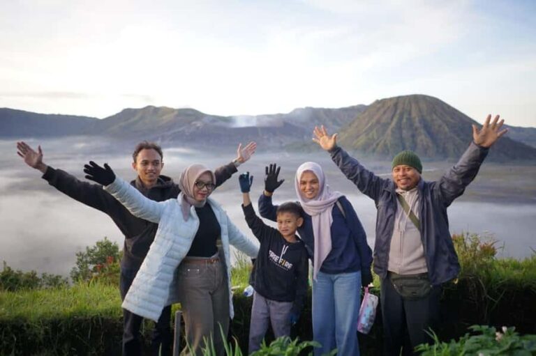 Surabaya or Malang: Shared Mount Bromo Trip with Breakfast - The Highlights: Sunrise, Crater, Desert & Hills  