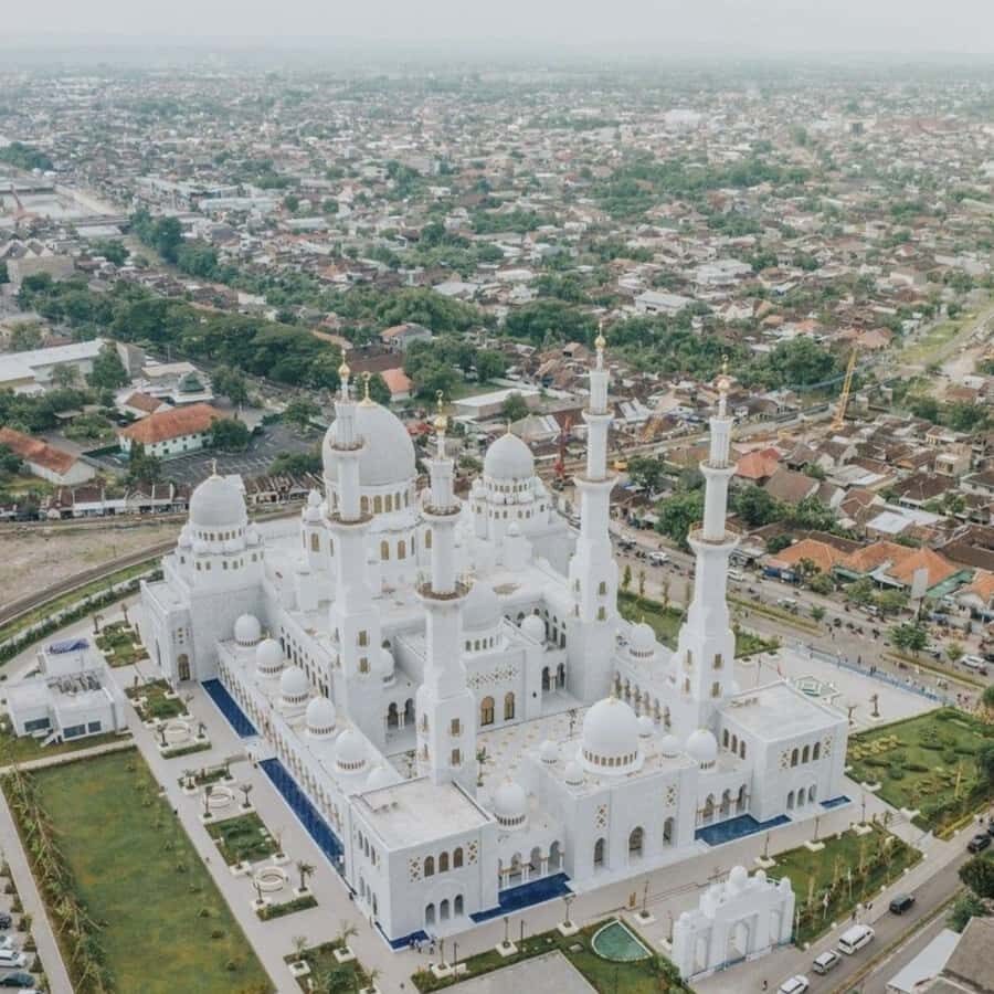 Surakarta : Full-Day Highlights Tour  All Inclusive - Exploring Surakarta: More Than Just a City