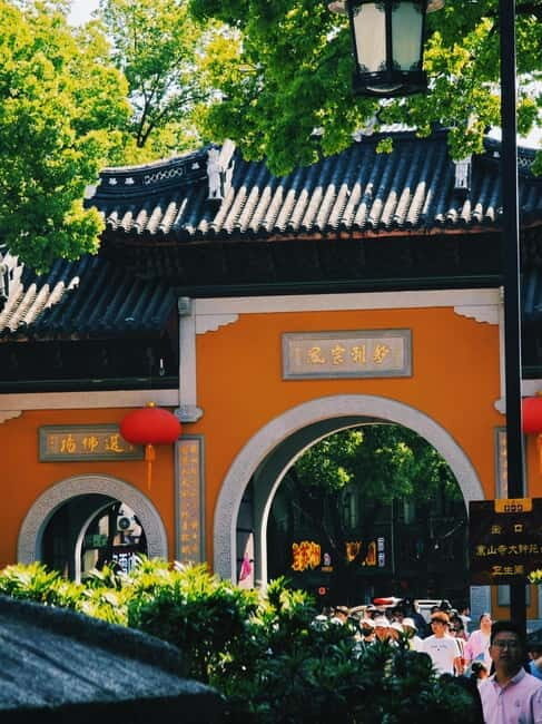 Suzhou: 2-Day Guided Tour with Hotel & Breakfast - Who Should Consider This Tour?