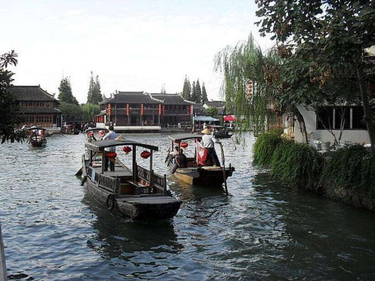 Suzhou and Zhujiajiao Private Guided Day Trip from Shanghai - A Delicious Lunch and Cultural Break