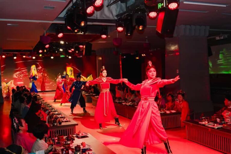 Suzhou: Jiangnan Garden Dining Experience with Pingtan Show - A Closer Look at the Suzhou Garden Dining Experience